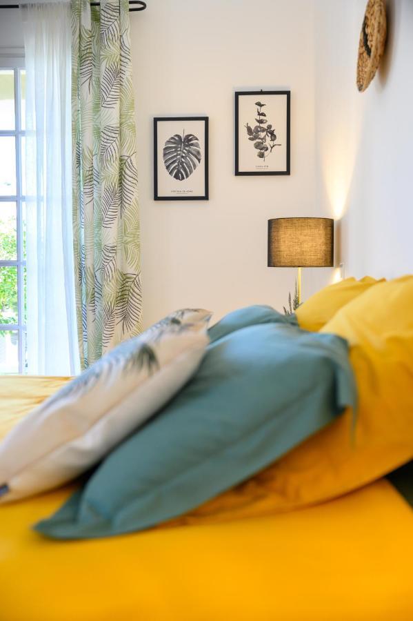 무젱 Le Mas De La Source B&B 외부 사진
