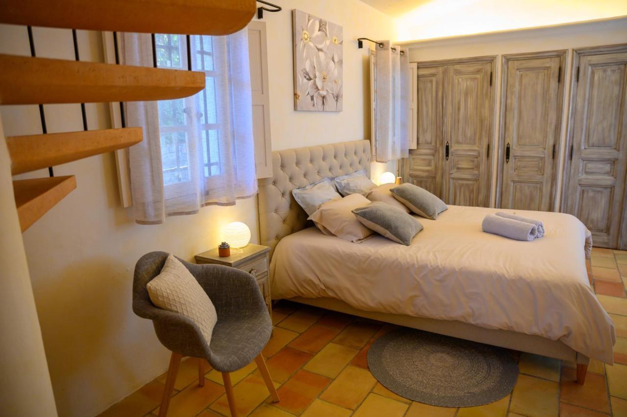 무젱 Le Mas De La Source B&B 외부 사진